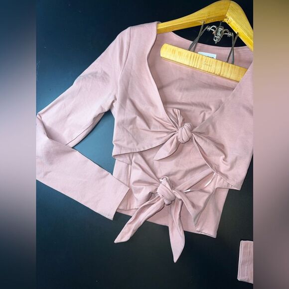 Superdown Mauve Britney Double Bow Long Sleeve Top Size Medium EUC - Picture 2 of 7